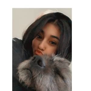 Meet your Posher, Beverly